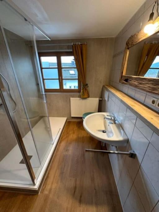 Charmante Farbenfrohe Wohnung Fuer Zwei 菲施巴豪 外观 照片