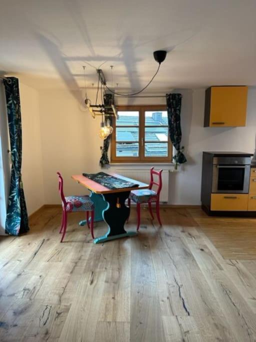 Charmante Farbenfrohe Wohnung Fuer Zwei 菲施巴豪 外观 照片