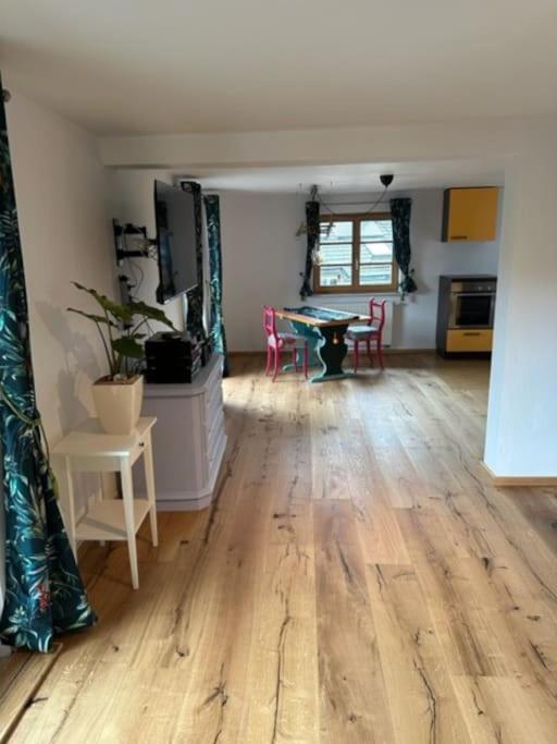 Charmante Farbenfrohe Wohnung Fuer Zwei 菲施巴豪 外观 照片