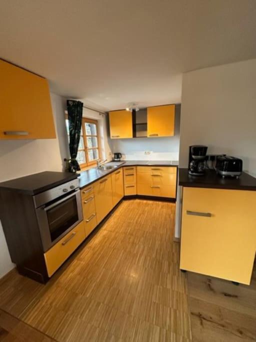 Charmante Farbenfrohe Wohnung Fuer Zwei 菲施巴豪 外观 照片